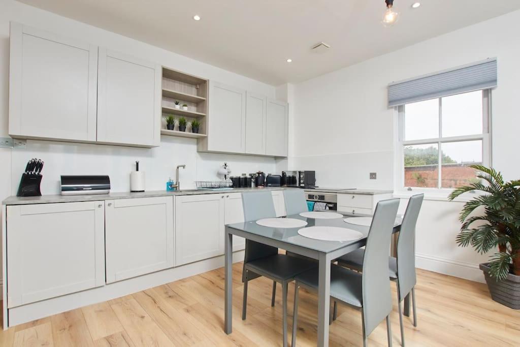 Beautiful Central Apartment Leamington Spa Eksteriør bilde